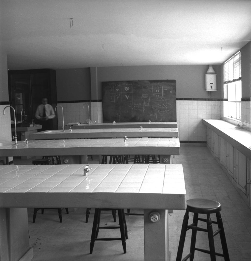 C.Inst_5335_NA 1773